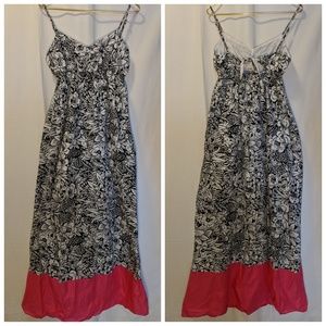 Aeropostale Dresses - Aeropostale Black & White Floral Maxi Dress Aeropostale Dresses - Aeropostale Black & White Floral Maxi Dress